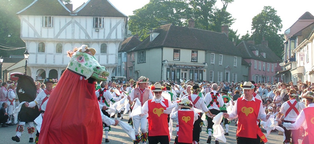Mass dancing in Thaxted